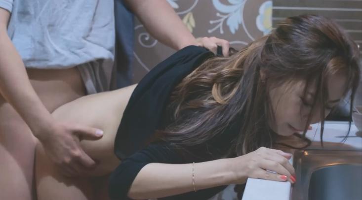 phim sex ho mong MEYD-717_Mẹ kế của tôi không mặc quần lót khi bố đi công tác