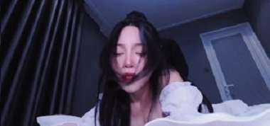 sex máy rung anime Anh cứ nhấp đầu khấc làm em tưởng xuất rồi
